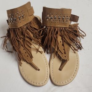 Hengsong Sz 38/7.5 US Fringe Studded Tan Sandals Boho Hippie Minimalist Cute